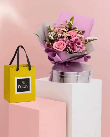 باقة رقيقة ومبهجة مع شوكلاتة باتشي او فيريرو او البستاني او أنوش