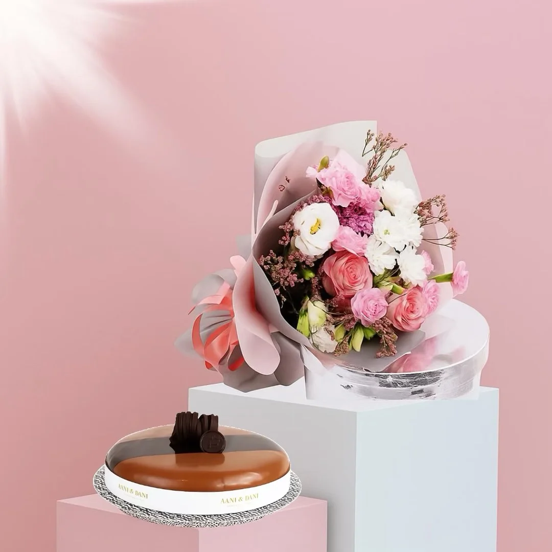 باقة الحب الأبدي – باقة ورد طبيعي مع ورد وردي وأقحوان أبيض مع كيكة أني داني الصغيرة