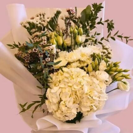 نسمات شفاء – باقة ورد طبيعي فخمة تعبر عن الأمل والسعادة